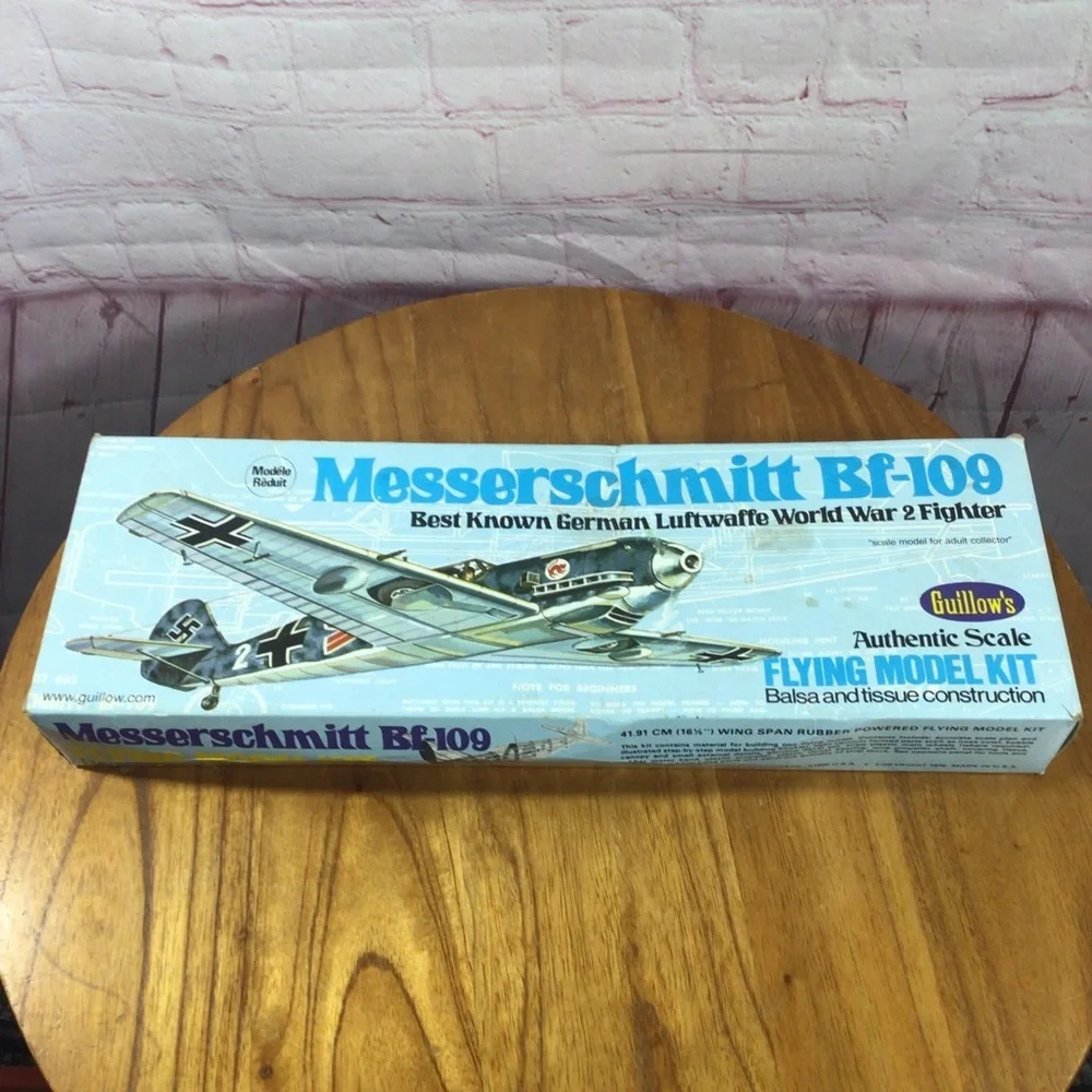 Vintage Guillow Messerschmitt BF-109 Authentic Scale Flying Model Kit